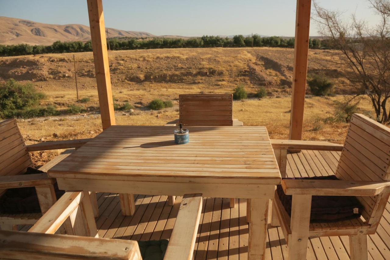 חוות עינות קדם- Einot Kedem Farm Villa Meqor Hayyim Екстериор снимка