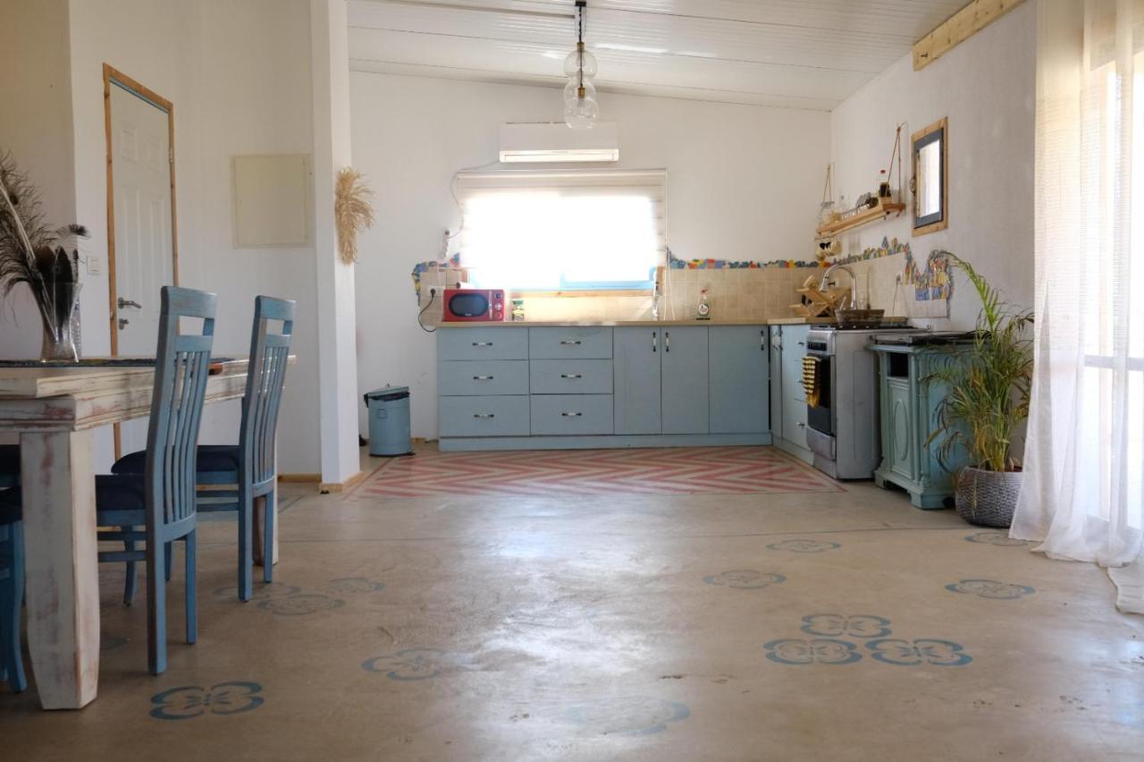 חוות עינות קדם- Einot Kedem Farm Villa Meqor Hayyim Екстериор снимка