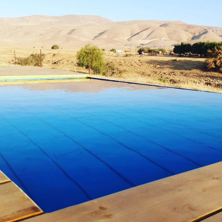 חוות עינות קדם- Einot Kedem Farm Villa Meqor Hayyim Екстериор снимка